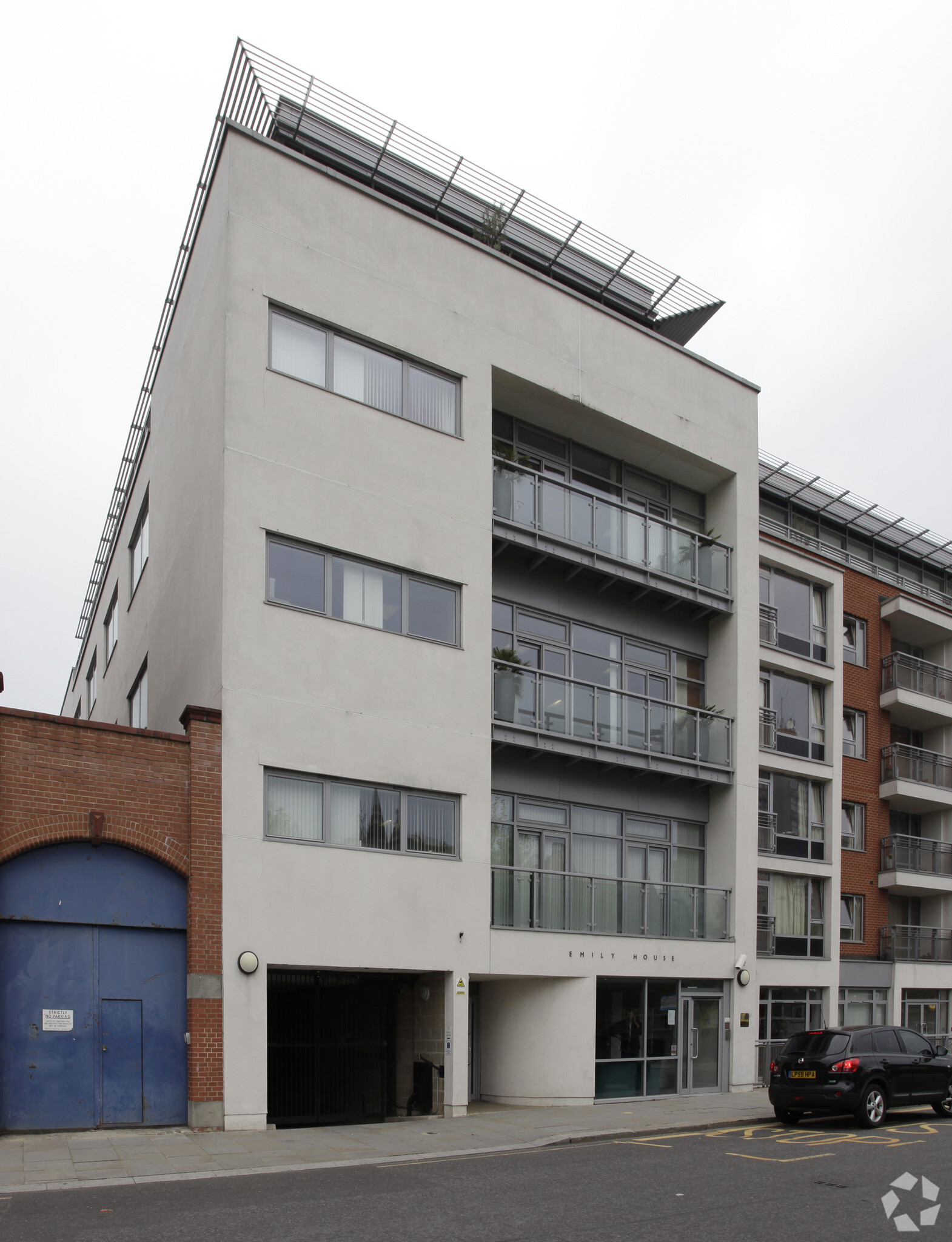 202-208 Kensal Rd, London for lease Primary Photo- Image 1 of 3