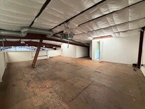 1989 Blake Ave, Los Angeles, CA for lease Building Photo- Image 1 of 11