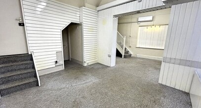 11-12 Market St, Newtown for lease Interior Photo- Image 2 of 8