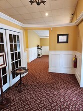 496 Chase Ave, Waterbury, CT for lease Interior Photo- Image 2 of 6