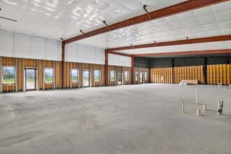 9481 County Road 32, Fairhope, AL for lease Interior Photo- Image 1 of 4