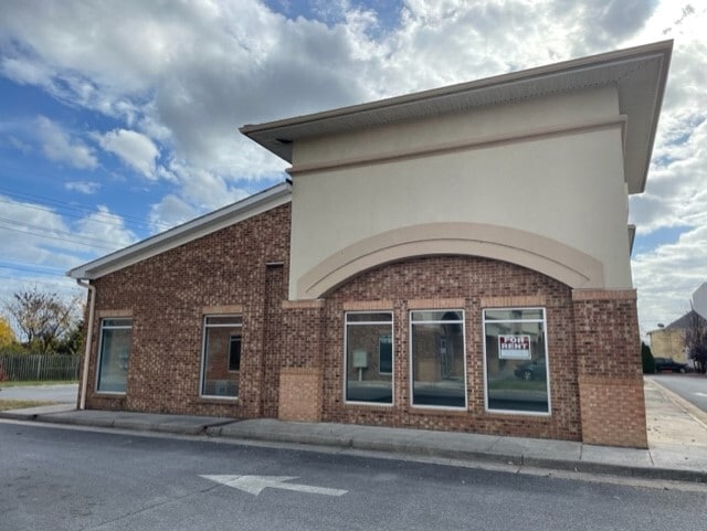 3349 Valley Pike, Winchester, VA for lease - Building Photo - Image 3 of 9