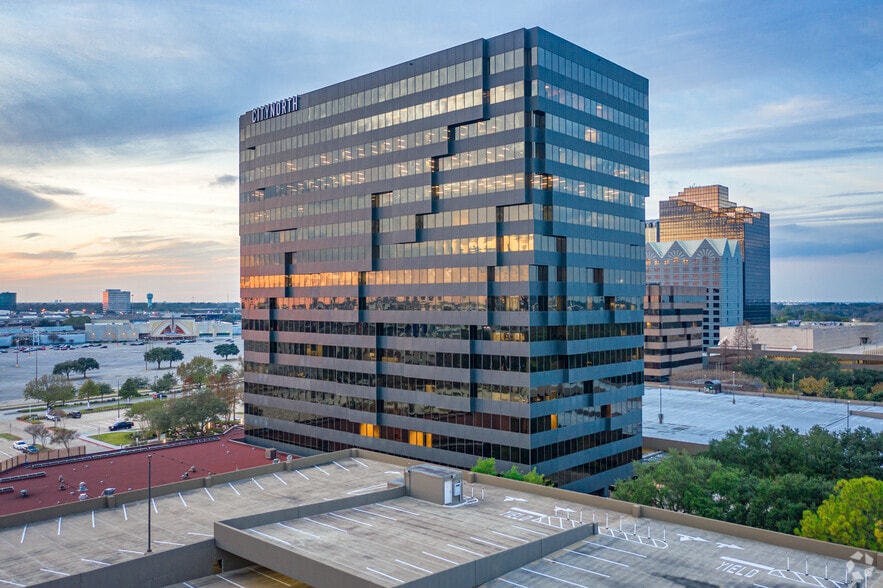 16825 Northchase Dr, Houston, TX for lease - Building Photo - Image 3 of 3