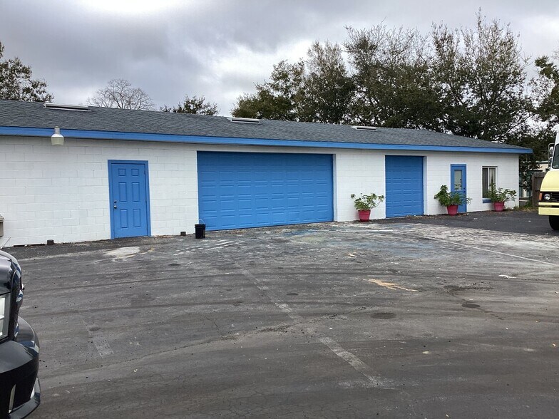 6715 Narcoossee Rd, Orlando, FL for lease - Primary Photo - Image 1 of 4