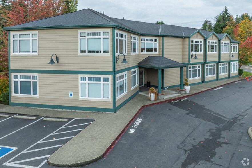 7525 Pioneer Way, Gig Harbor, WA for sale - Building Photo - Image 1 of 1