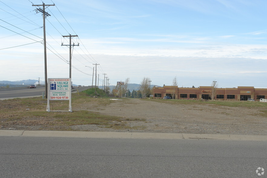 2601 N Sullivan Rd, Spokane, WA for lease - Primary Photo - Image 1 of 2