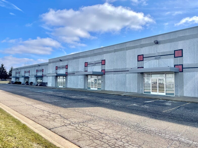 4063 Grand Oak Dr, Lansing, MI for lease - Building Photo - Image 1 of 9