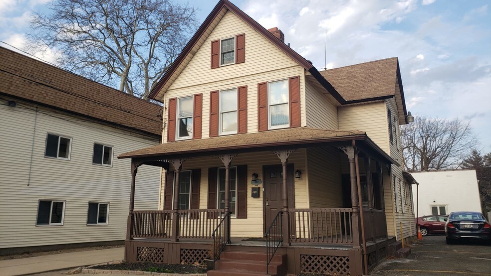 100 Atlantic Ave Lynbrook Ny 11563 Office For Lease Loopnet Com