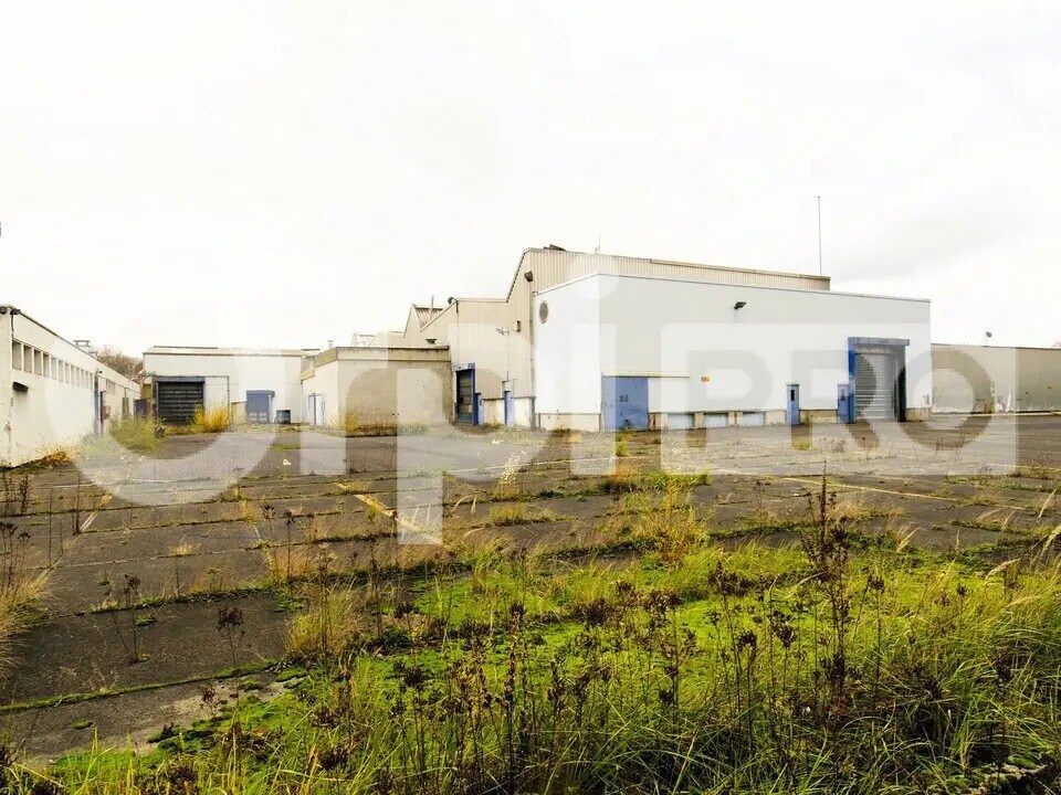 Industrial in Soissons for lease Building Photo- Image 1 of 9