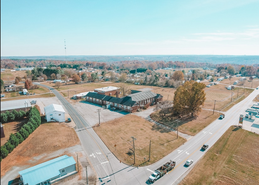 6125 NC Hwy 16 Hwy, Taylorsville, NC for sale - Aerial - Image 1 of 3