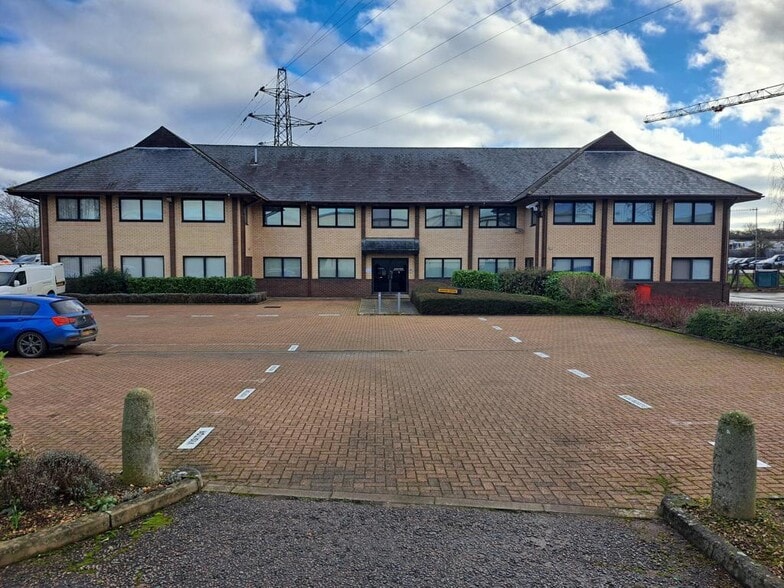 Alington Rd, St. Neots for sale - Building Photo - Image 1 of 1