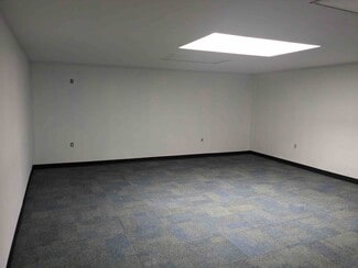 More details for 18-17 42nd St, Astoria, NY - Flex for Lease