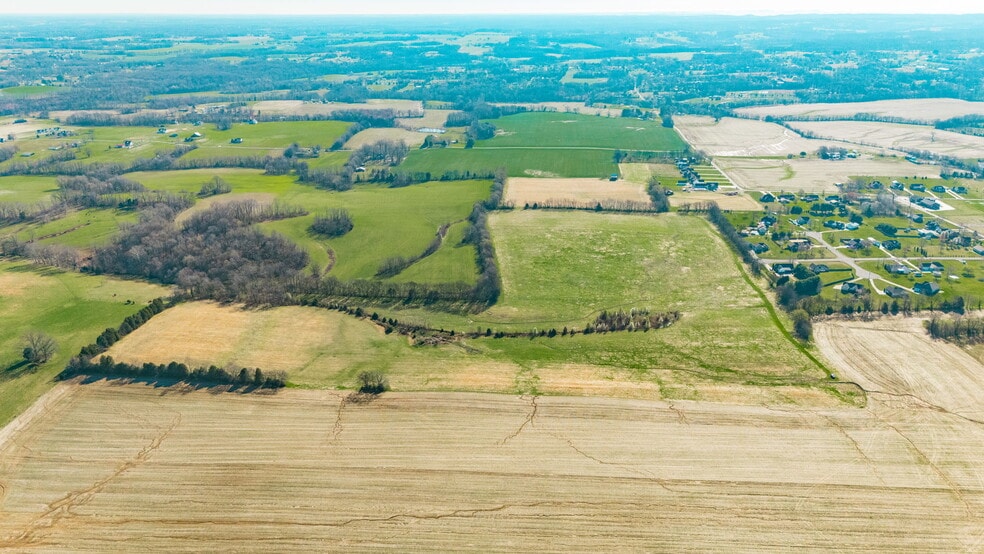 0 Clearview rd, Cottontown, TN for sale - Aerial - Image 2 of 5