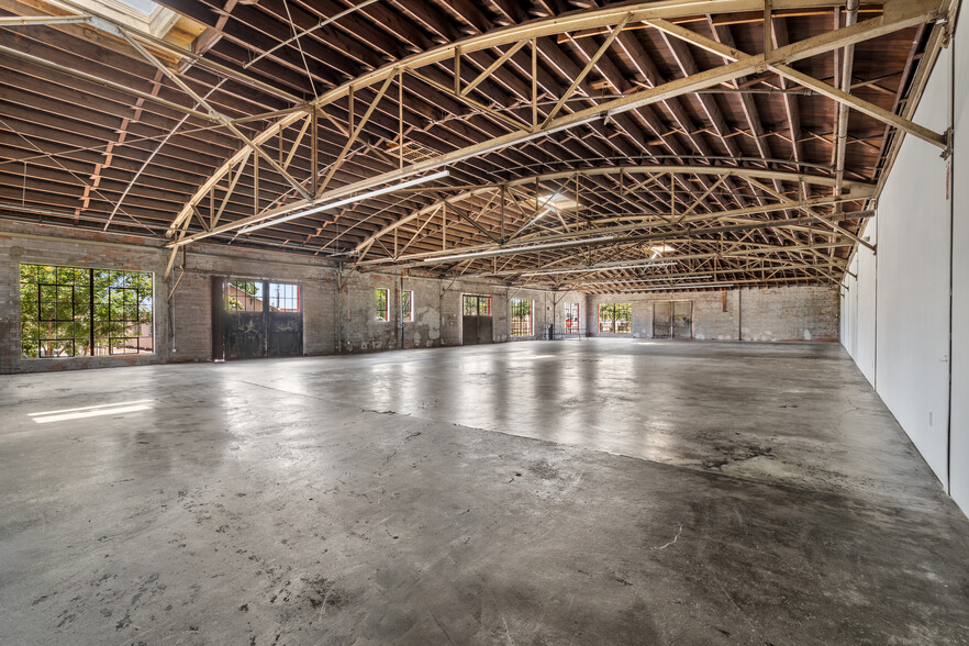 110 Milby St, Houston, TX for lease - Interior Photo - Image 1 of 24