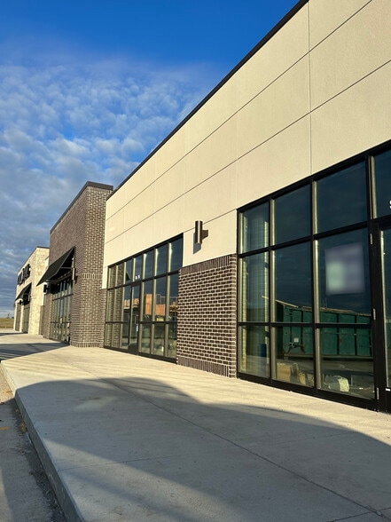 3165 33rd Street South, Fargo, ND for lease - Building Photo - Image 2 of 5