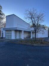 2375 Mansell Rd, Alpharetta, GA for lease Building Photo- Image 2 of 3