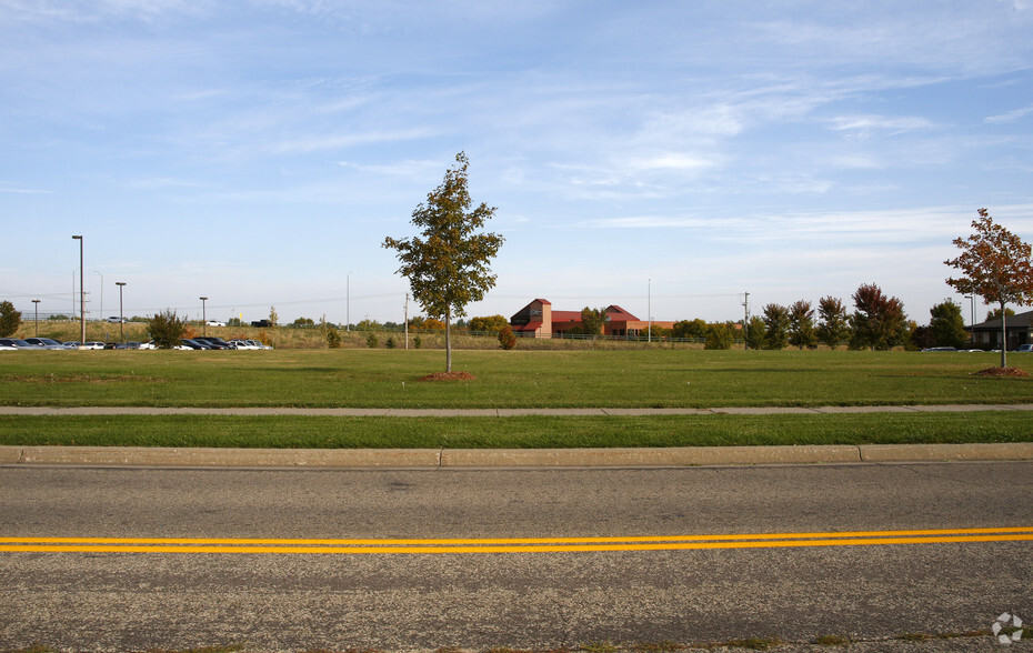 5101 W Broadband Ln, Sioux Falls, SD for sale - Primary Photo - Image 1 of 1