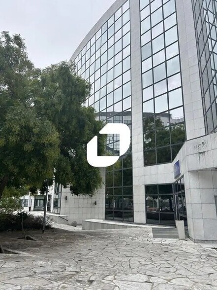 Office in Noisy-le-Grand for sale - Building Photo - Image 1 of 3