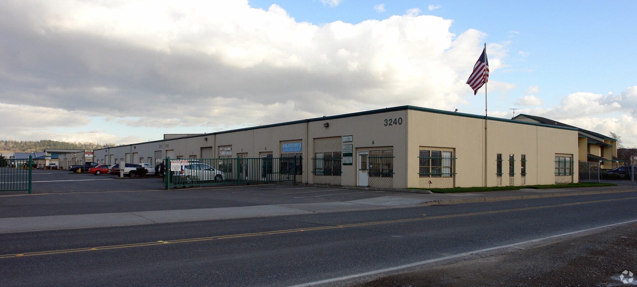 32403250 B St NW, Auburn, WA 98001 Powerline Business Park