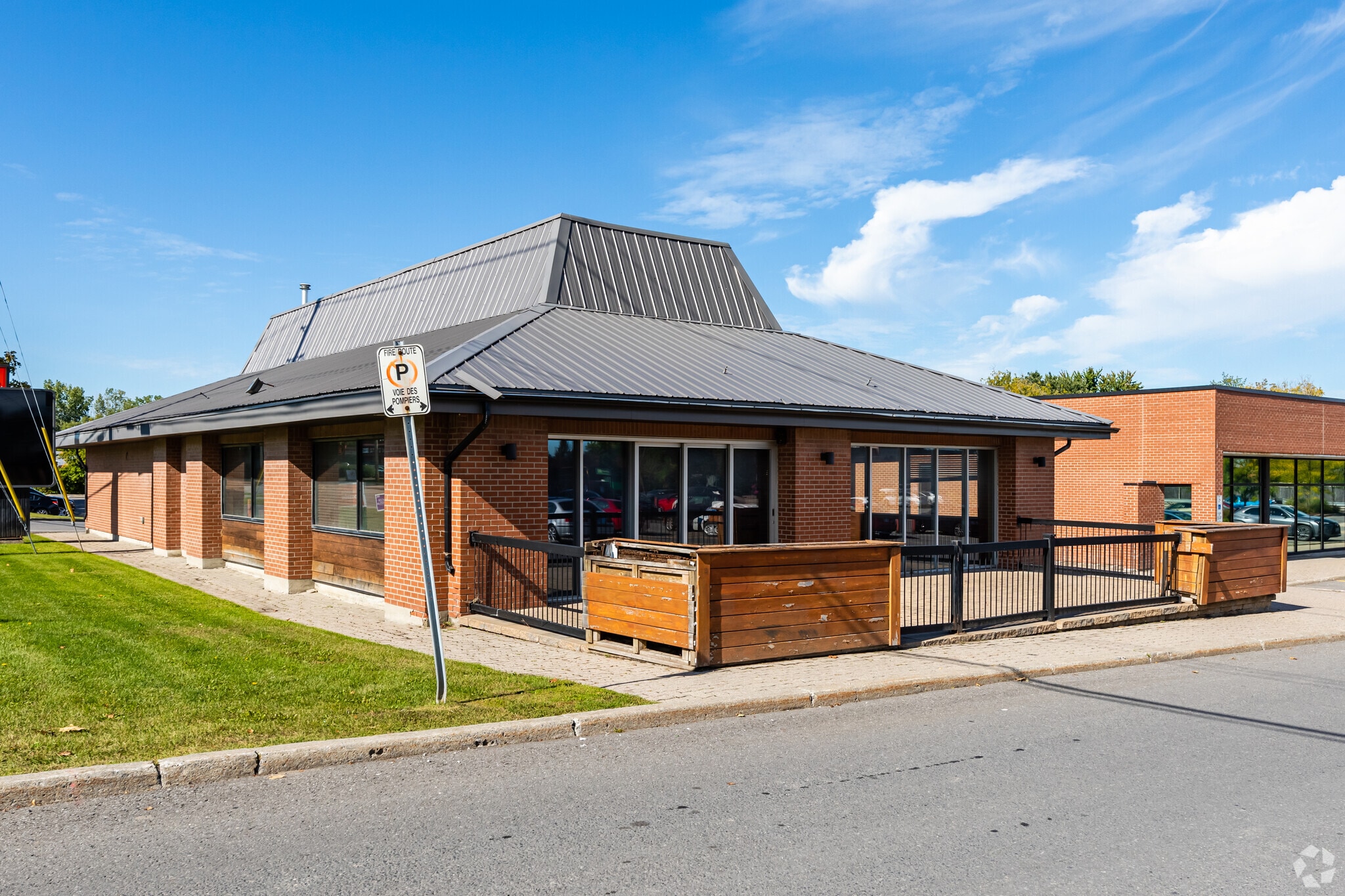 2311 St Joseph Blvd, Ottawa, ON for sale Building Photo- Image 1 of 1