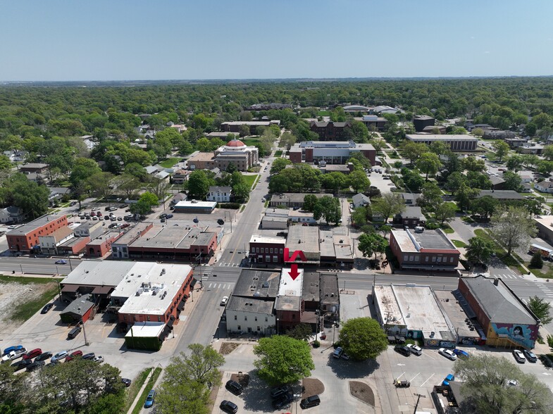 2641 N 48th St, Lincoln, NE for sale - Building Photo - Image 3 of 4