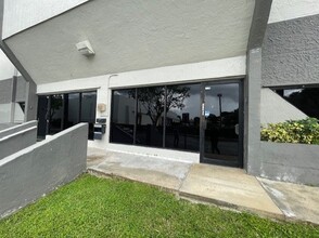 8800-8870 NW 24th Ter, Miami, FL for lease Building Photo- Image 2 of 2