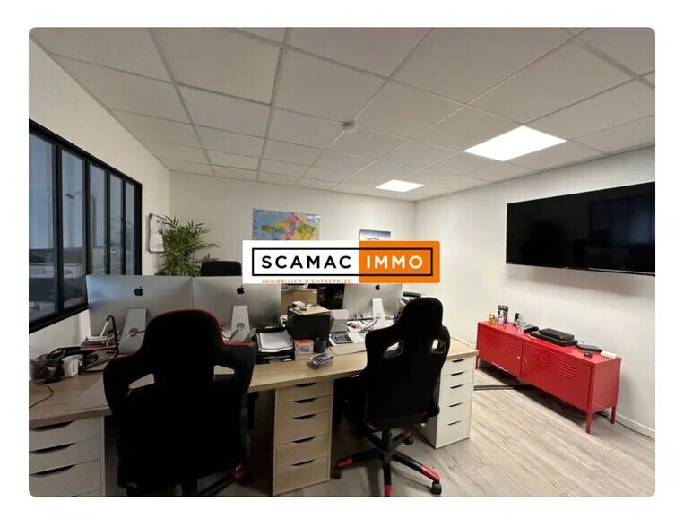 Industrial in Fréjus for lease - Interior Photo - Image 2 of 6