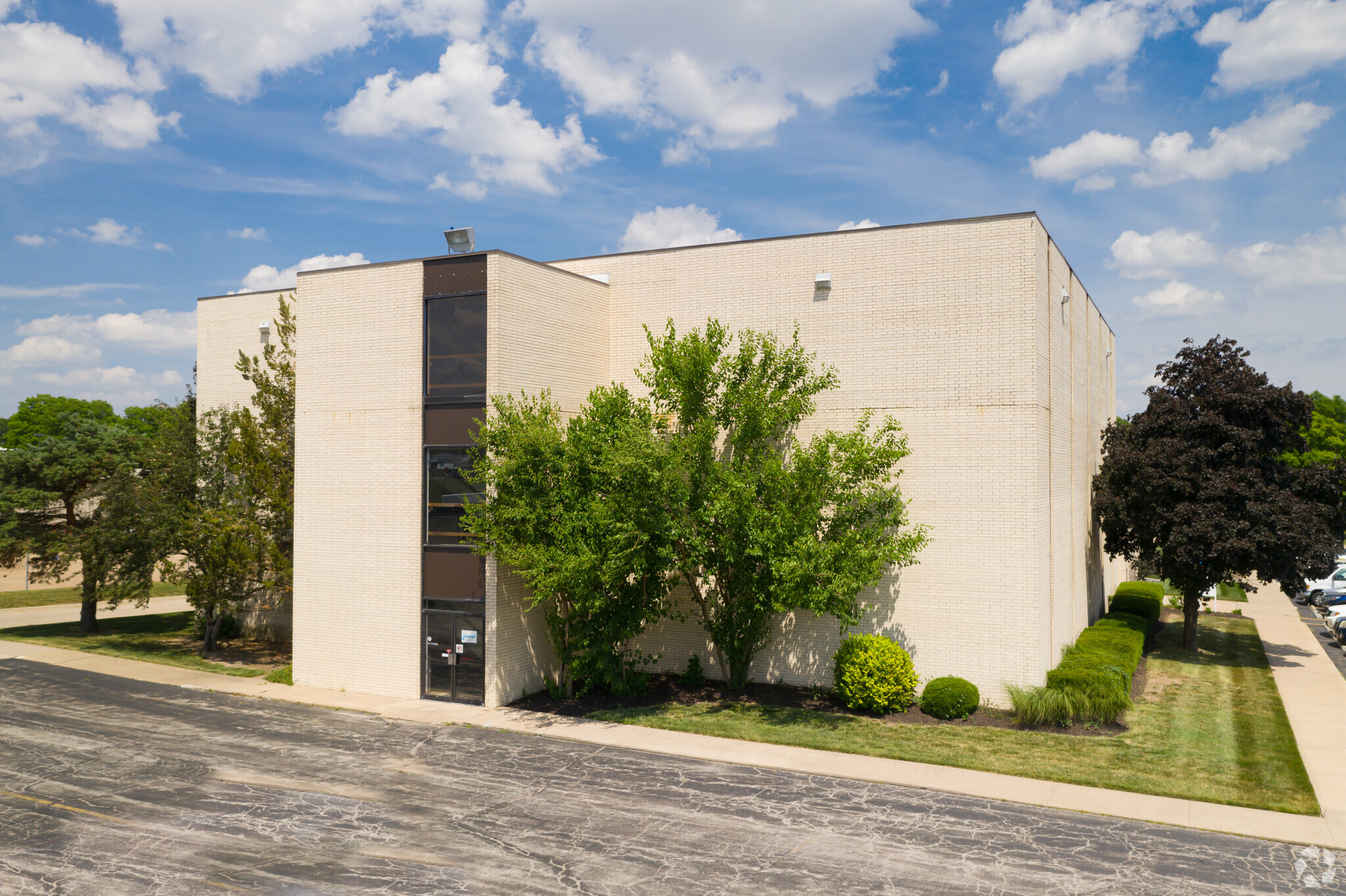 401 S Clairborne Rd, Olathe, KS for lease Building Photo- Image 1 of 4