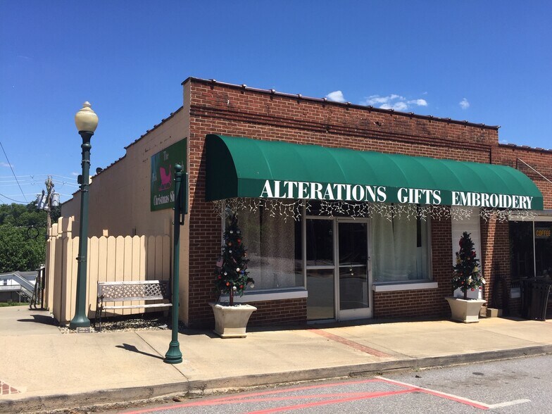 42 N Main St, Mars Hill, NC for sale - Building Photo - Image 1 of 1