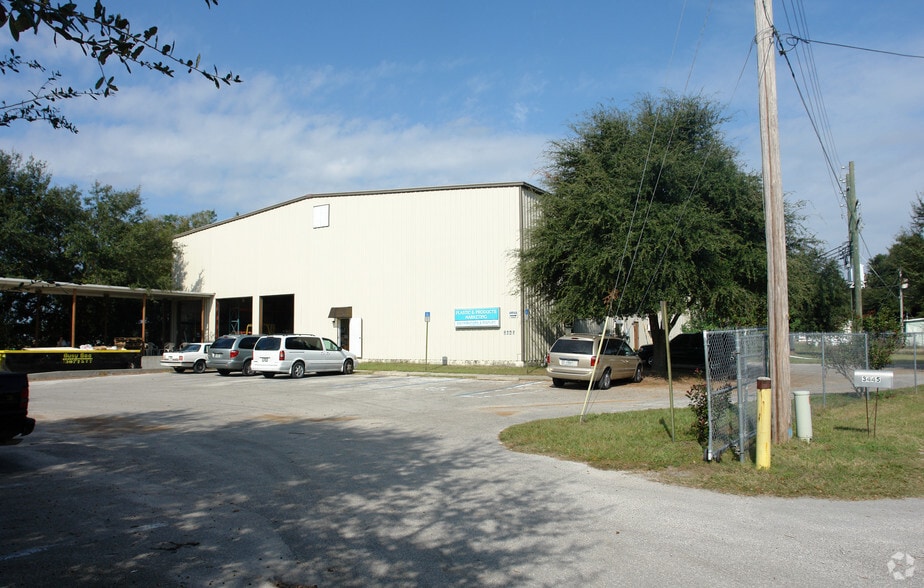 3445 SW 6th St, Ocala, FL for lease - Primary Photo - Image 1 of 16