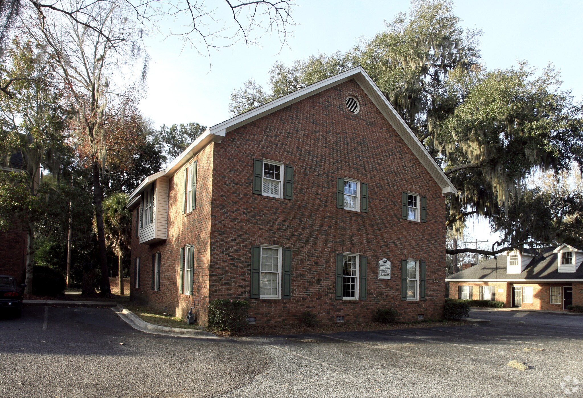 327 Eisenhower Dr, Savannah, GA for sale Primary Photo- Image 1 of 1