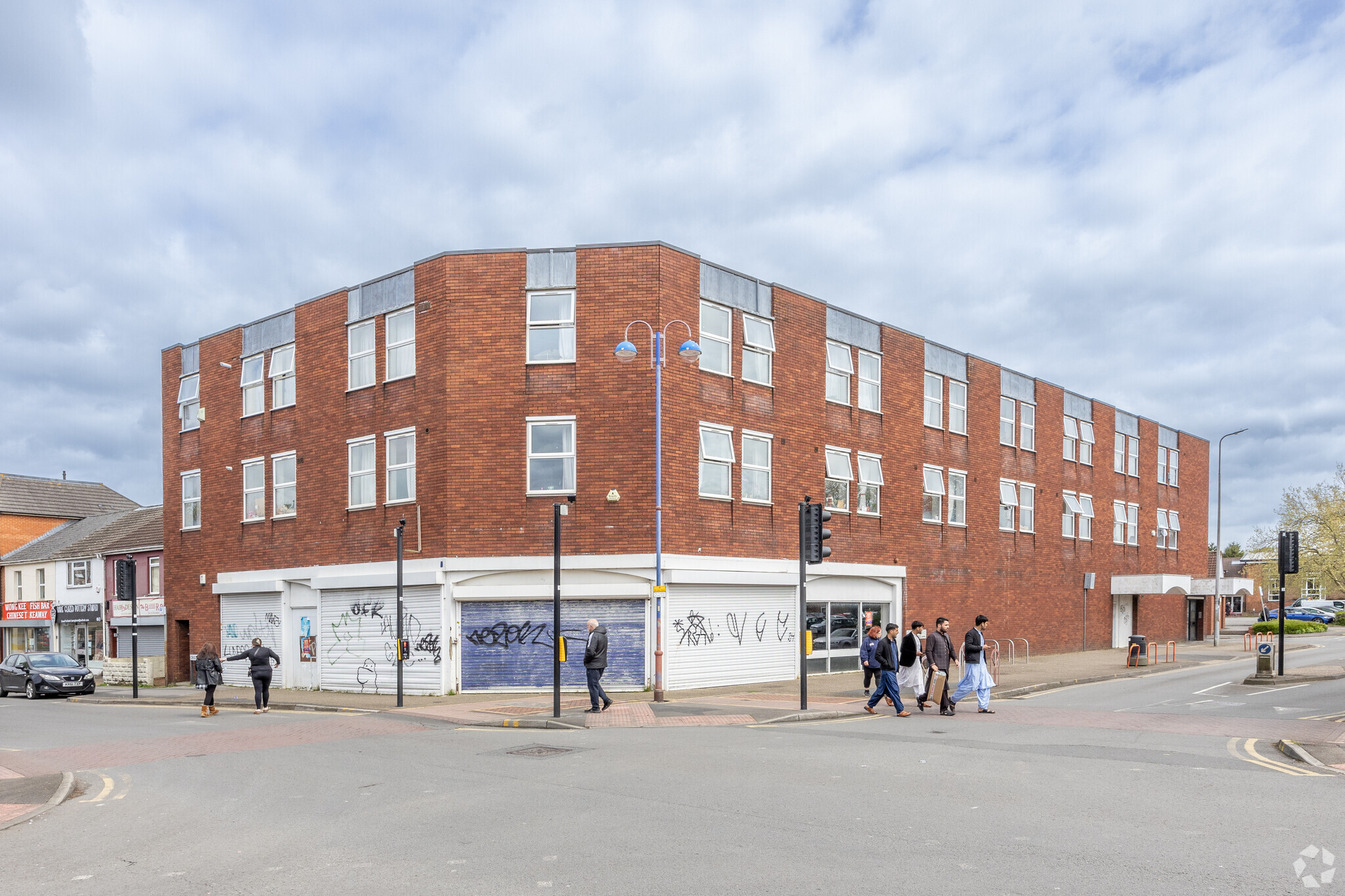 112-118 Cricklade Rd, Swindon for lease Primary Photo- Image 1 of 4