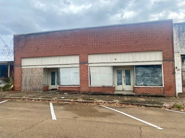 209 3rd St, Mccomb, MS for sale - Primary Photo - Image 1 of 1