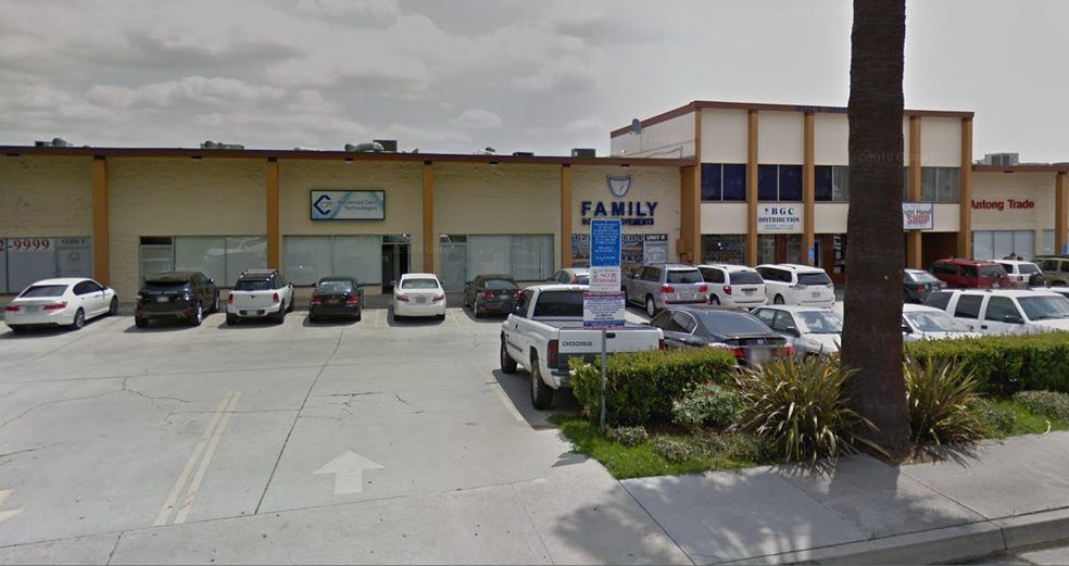 12220-12300 Washington Blvd, Whittier, CA for lease - Building Photo - Image 2 of 4