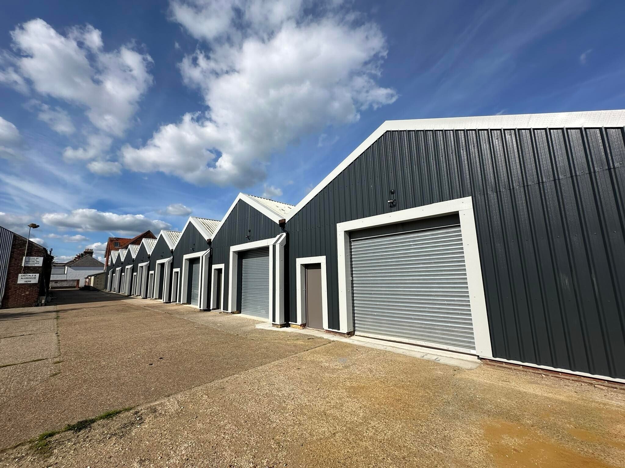 19 Fort Rd, Eastbourne for lease Primary Photo- Image 1 of 2