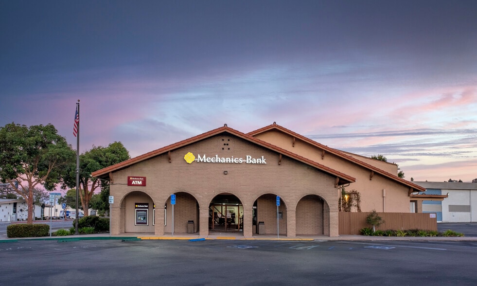 1026 E Grand Ave, Arroyo Grande, CA for sale - Building Photo - Image 1 of 2