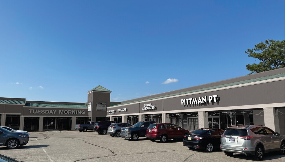 622 W Poplar Ave, Collierville, TN for lease - Building Photo - Image 1 of 2