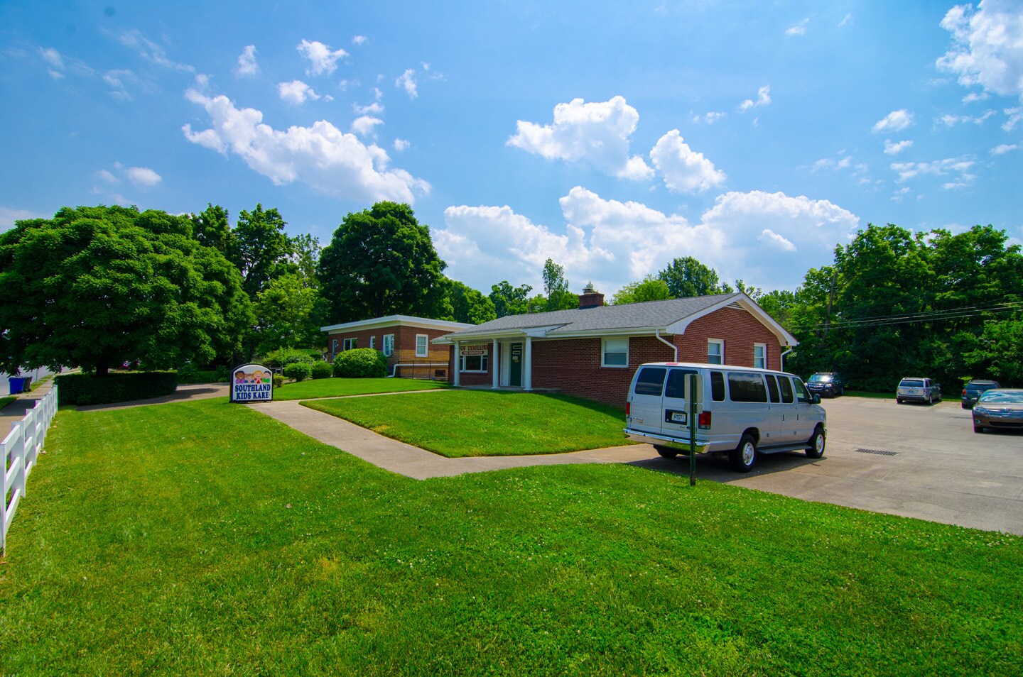 2098 Harrodsburg Rd, Lexington, KY for sale Building Photo- Image 1 of 1