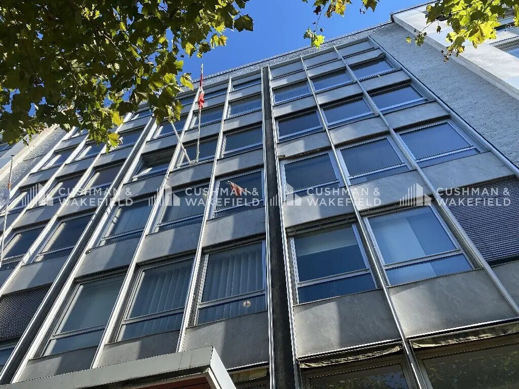 Vente Bureaux 193 m² - Photo 1
