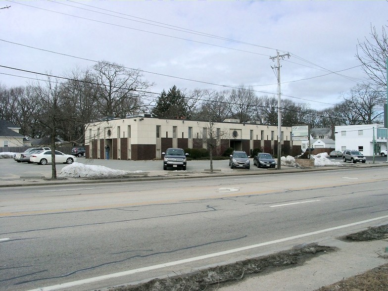 1865 Post Rd, Warwick, RI for sale - Building Photo - Image 1 of 1