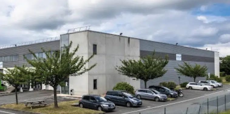 Industrial in Lieusaint for lease Building Photo- Image 1 of 2