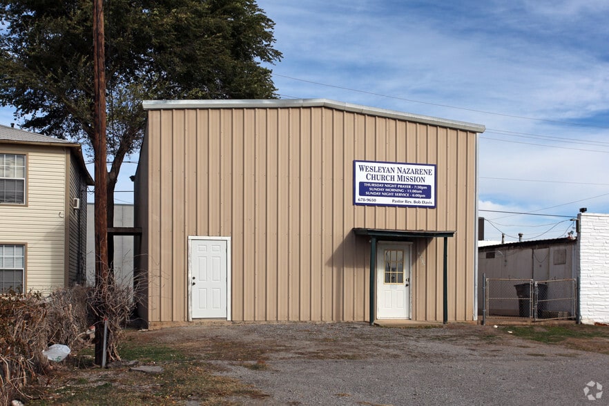 109 SW 11th St, Lawton, OK for sale - Building Photo - Image 2 of 9