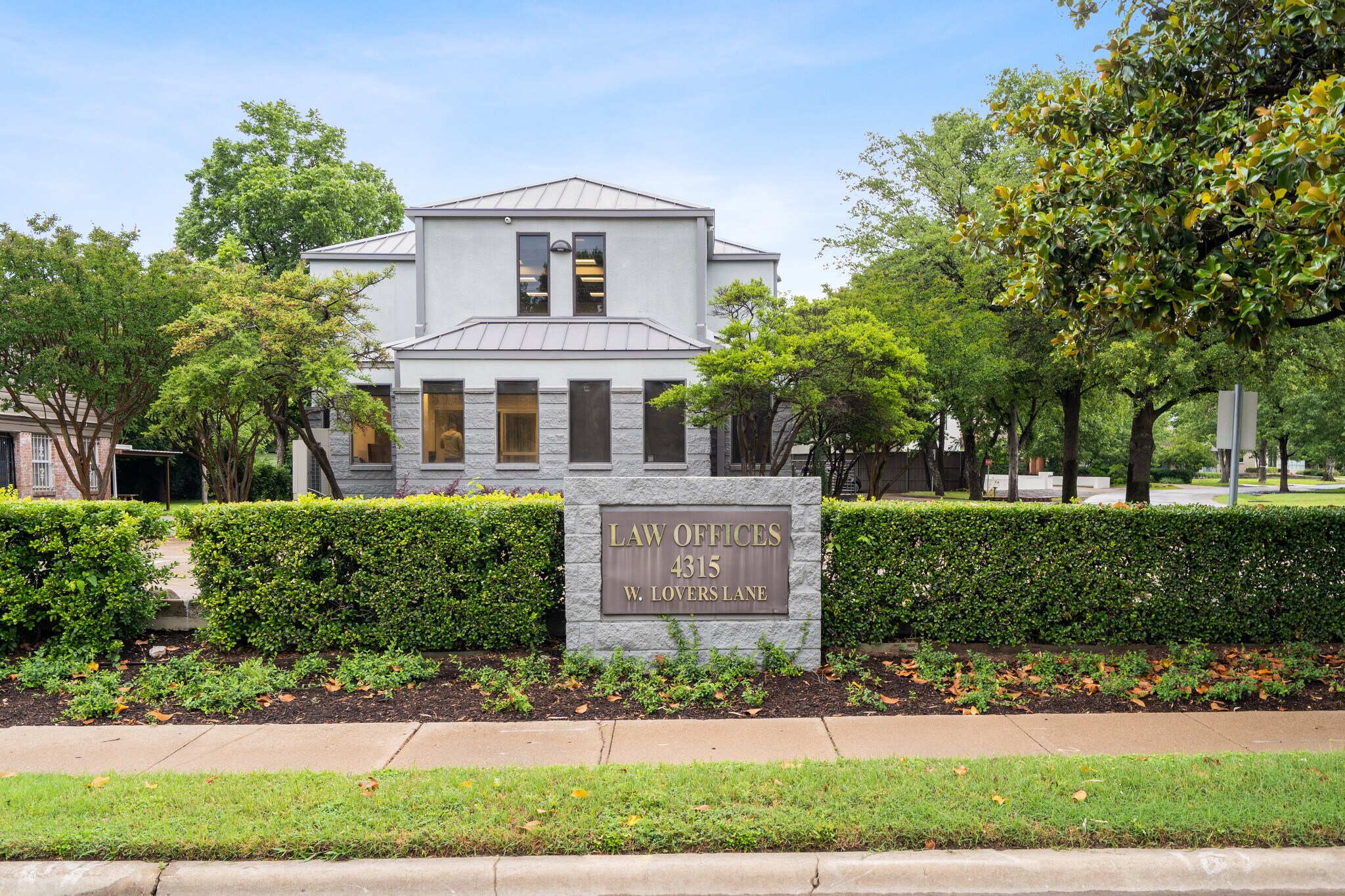 4315 W Lovers Ln, Dallas, TX 75209