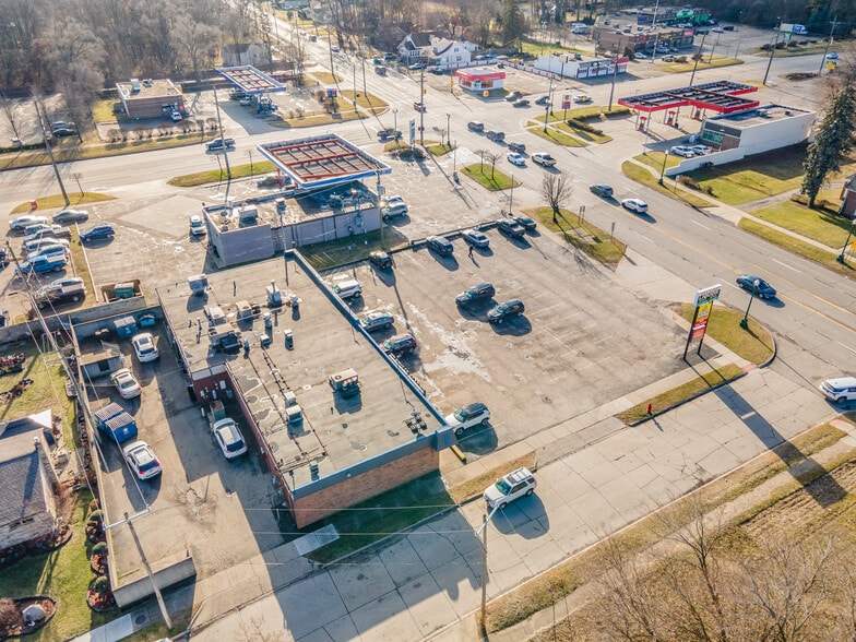 5703-5727 S Wayne Rd, Wayne, MI for sale - Aerial - Image 2 of 8