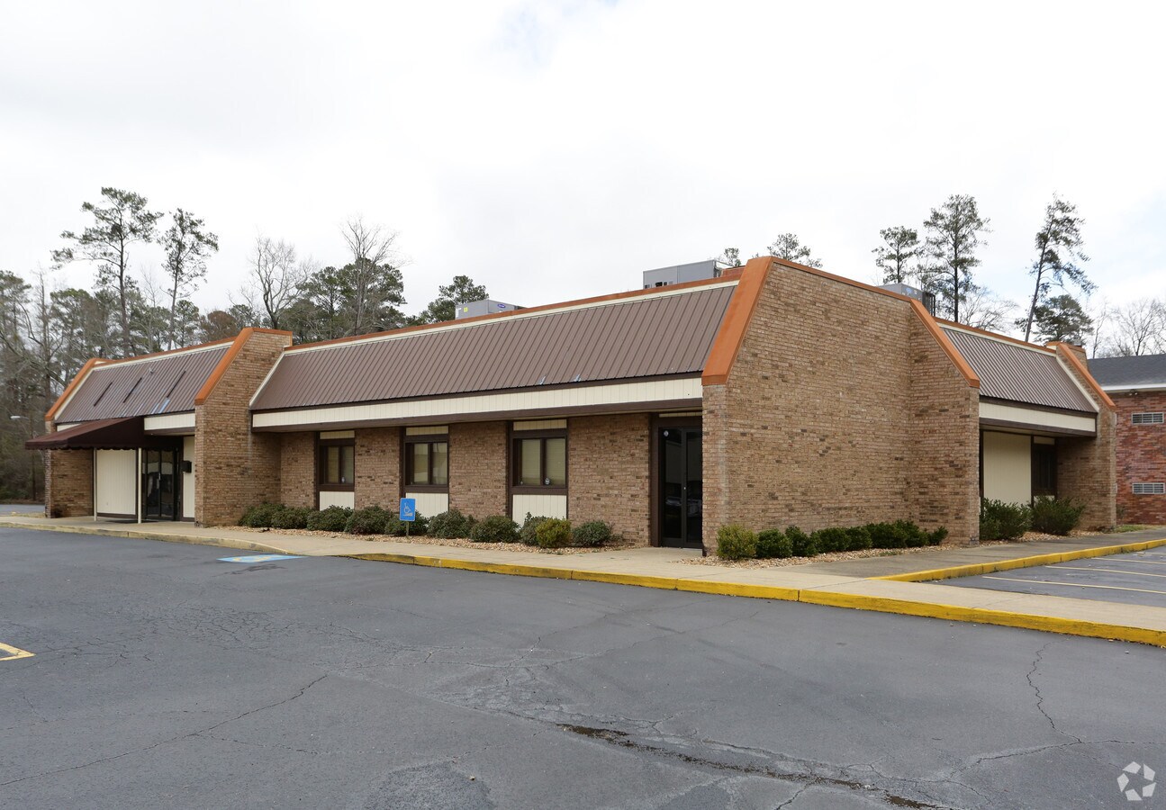 4261 Macon Rd, Columbus, GA 31907 - Property Record | LoopNet.com