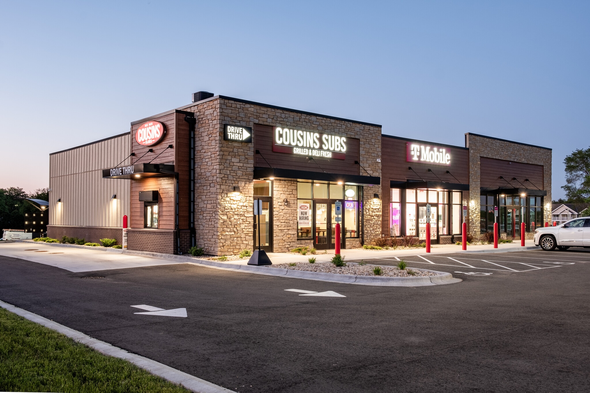 1424-1432 US Highway 51, Stoughton, WI for lease Building Photo- Image 1 of 8