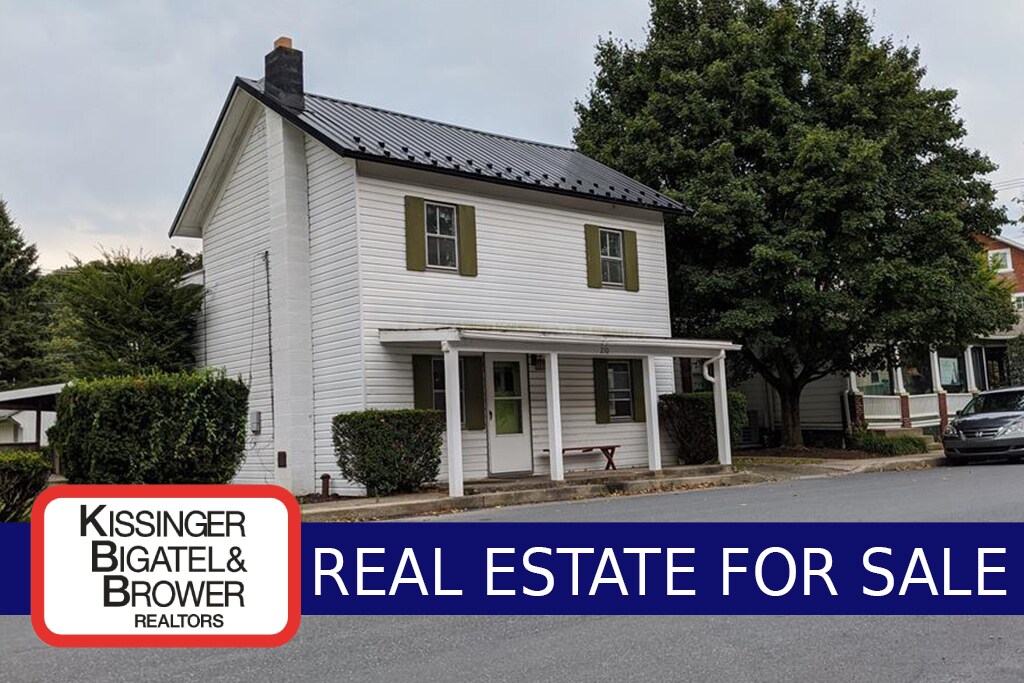 210 E Main St, Boalsburg, PA 16827