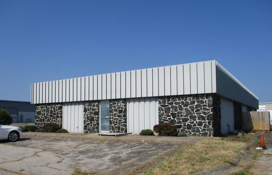 225 W Morley Dr, Saginaw, MI for sale Building Photo- Image 1 of 1