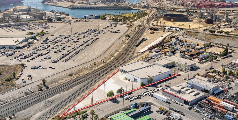 320 E Harry Bridges Blvd, Wilmington, CA for lease - Building Photo - Image 1 of 4