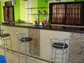 Retail in Salou, Tarragona for lease Interior Photo- Image 1 of 4